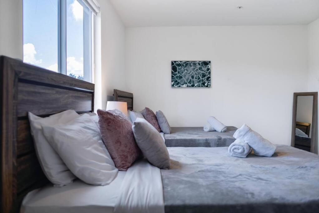 Awesome 3Br Townhouse 15Minutes From The Beach マイアミ エクステリア 写真