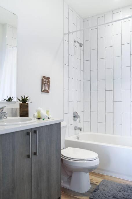 Awesome 3Br Townhouse 15Minutes From The Beach マイアミ エクステリア 写真